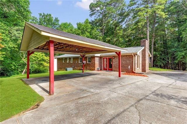 5115 Mclain Drive NW, Acworth, GA 30101