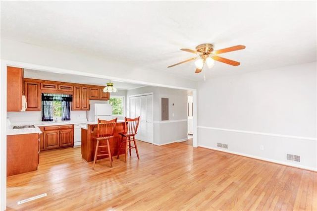 5115 Mclain Drive NW, Acworth, GA 30101