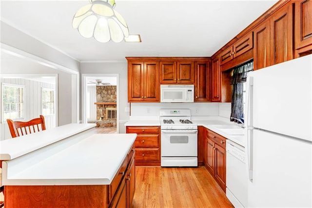 5115 Mclain Drive NW, Acworth, GA 30101
