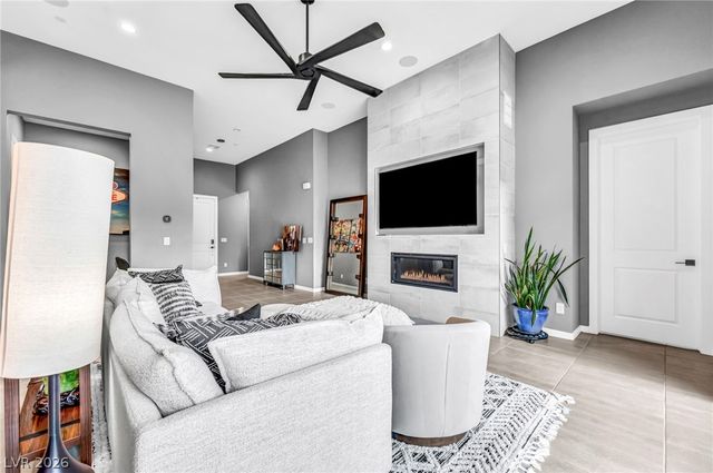 253 Robledo Street, Las Vegas, NV 89138