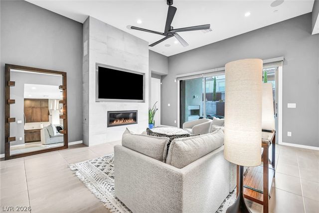 253 Robledo Street, Las Vegas, NV 89138