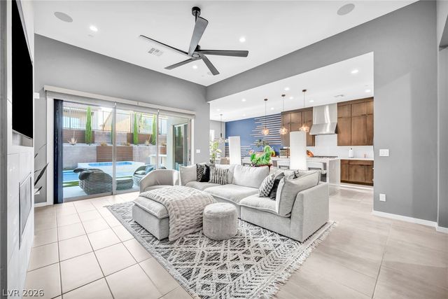 253 Robledo Street, Las Vegas, NV 89138