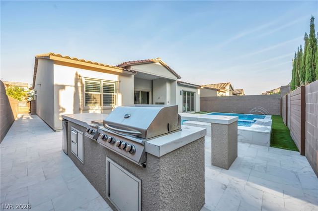253 Robledo Street, Las Vegas, NV 89138