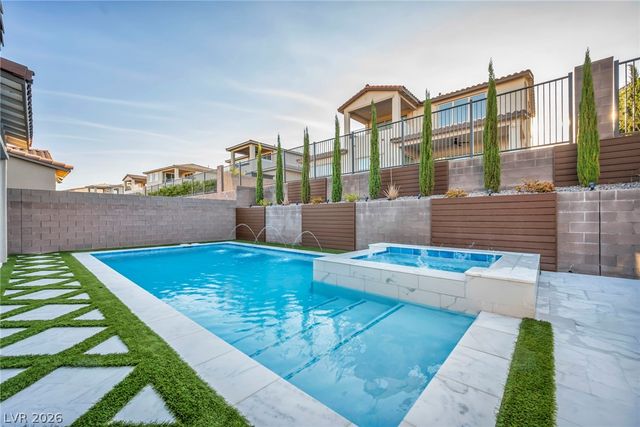 253 Robledo Street, Las Vegas, NV 89138