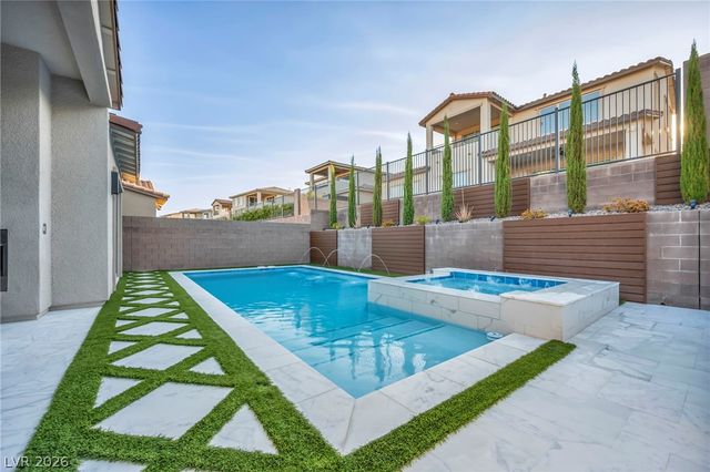 253 Robledo Street, Las Vegas, NV 89138
