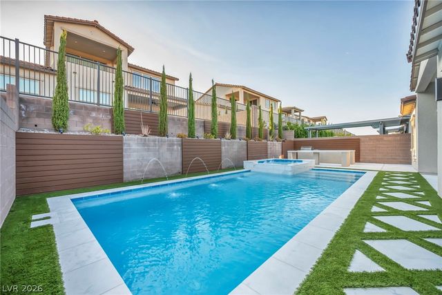 253 Robledo Street, Las Vegas, NV 89138