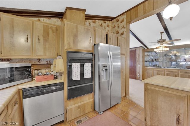 601 West Street, Pahrump, NV 89048