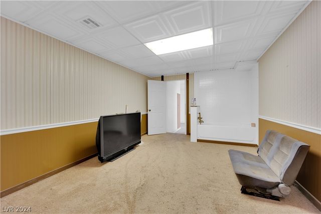 601 West Street, Pahrump, NV 89048