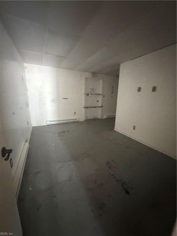 1126 George Washington Memorial HWY, Yorktown, VA 23693