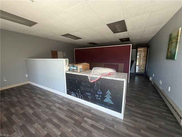 1126 George Washington Memorial HWY, Yorktown, VA 23693