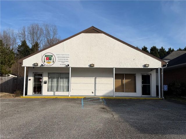 1126 George Washington Memorial HWY, Yorktown, VA 23693