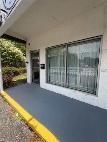 1126 George Washington Memorial HWY, Yorktown, VA 23693