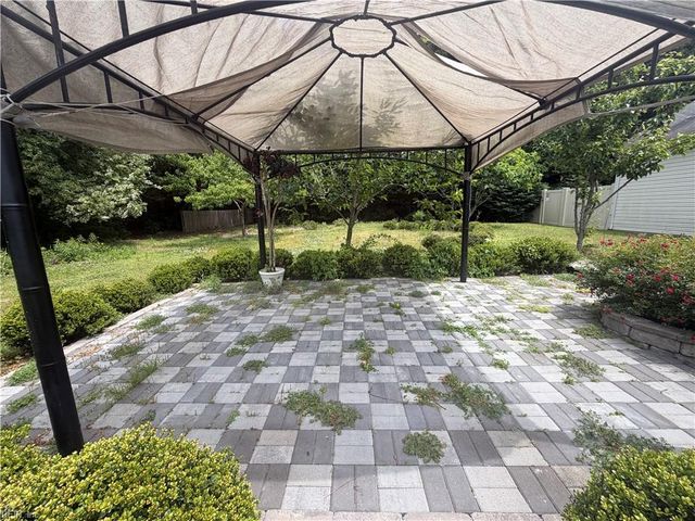 1126 George Washington Memorial HWY, Yorktown, VA 23693