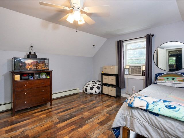 473 Stone Bridge Road, Georgia, VT 05468