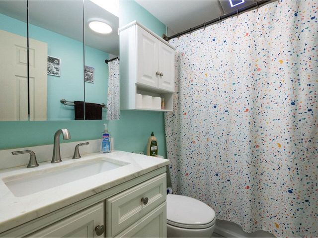 473 Stone Bridge Road, Georgia, VT 05468