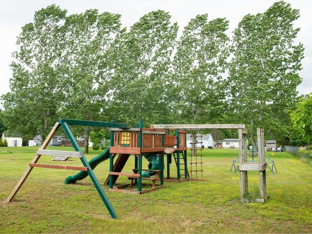 473 Stone Bridge Road, Georgia, VT 05468
