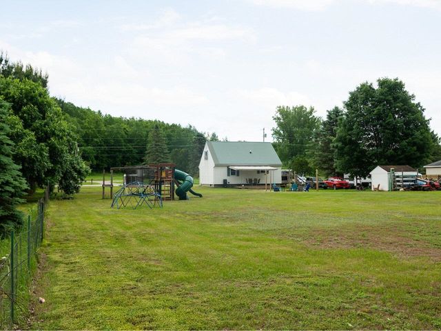 473 Stone Bridge Road, Georgia, VT 05468