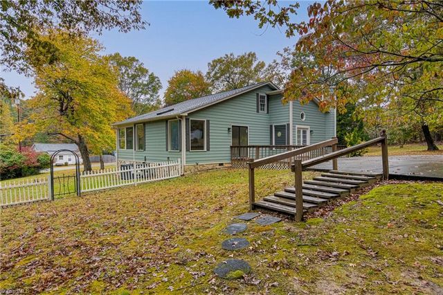 2206 Glenside Drive, Greensboro, NC 27405