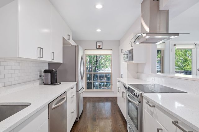 7615 Woodthrush Drive 15, Dallas, TX 75230