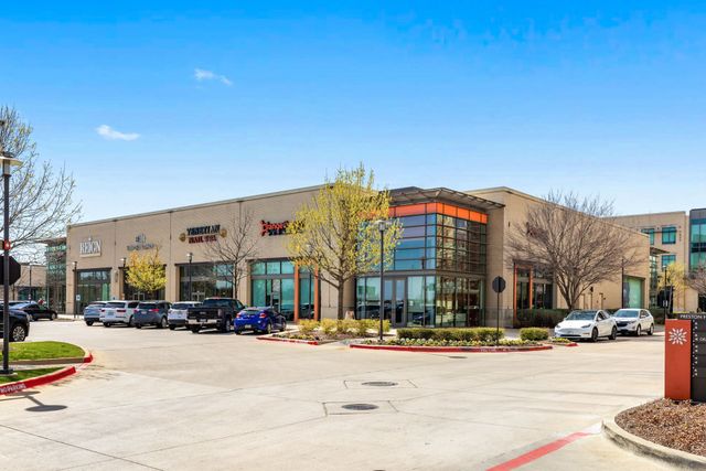 7615 Woodthrush Drive 15, Dallas, TX 75230