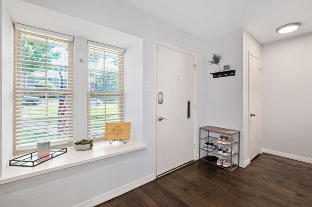 7615 Woodthrush Drive 15, Dallas, TX 75230