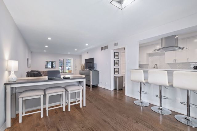 7615 Woodthrush Drive 15, Dallas, TX 75230