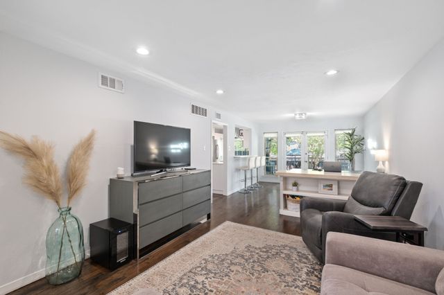 7615 Woodthrush Drive 15, Dallas, TX 75230