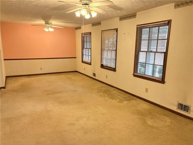 2356 Cambridge Street, Snellville, GA 30078