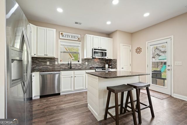 653 Royal Crest Court, Canton, GA 30115