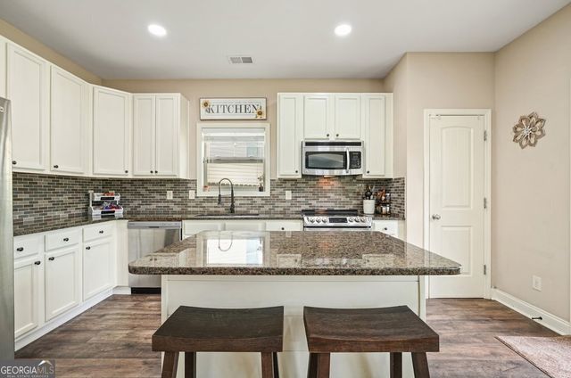 653 Royal Crest Court, Canton, GA 30115