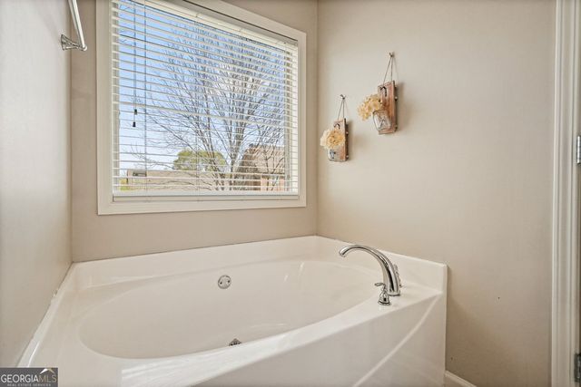 653 Royal Crest Court, Canton, GA 30115