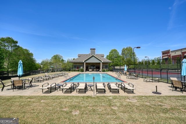 653 Royal Crest Court, Canton, GA 30115