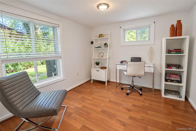 15 Tulip Road, Briarcliff Manor, NY 10510