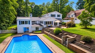 15 Tulip Road, Briarcliff Manor, NY 10510