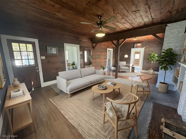 809 E Palestine Street, Mexia, TX 76667