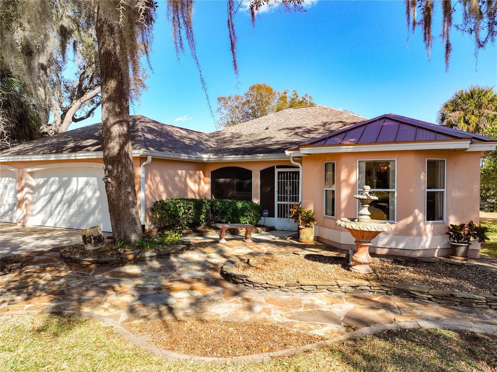 Image 1 of property listing at 1613 CARRERA DRIVE, The Villages, FL 32159