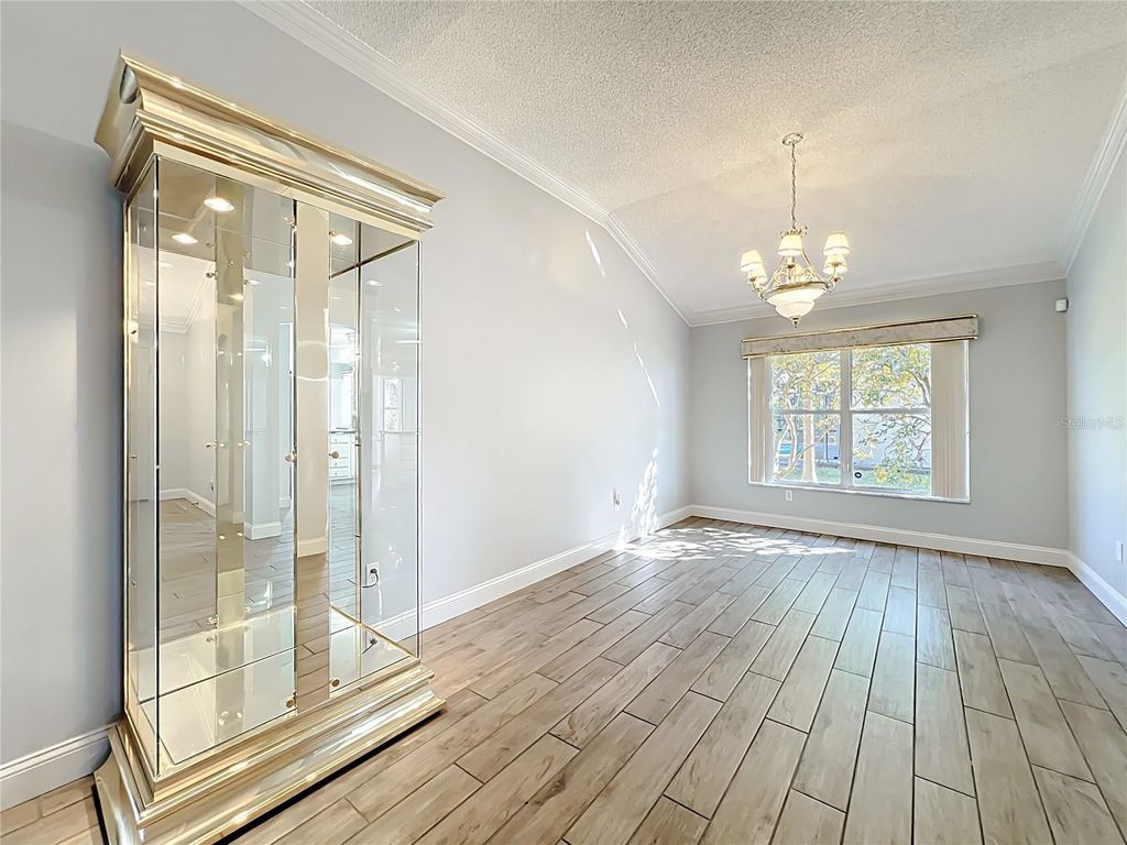 Image 33 of property listing at 1613 CARRERA DRIVE, The Villages, FL 32159