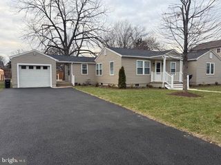 111 WASHINGTON ST NE, Leesburg, VA 20176