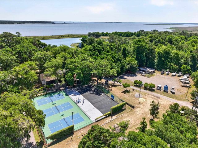 204 Bamboo Loop Unit 202, Georgetown, SC 29440