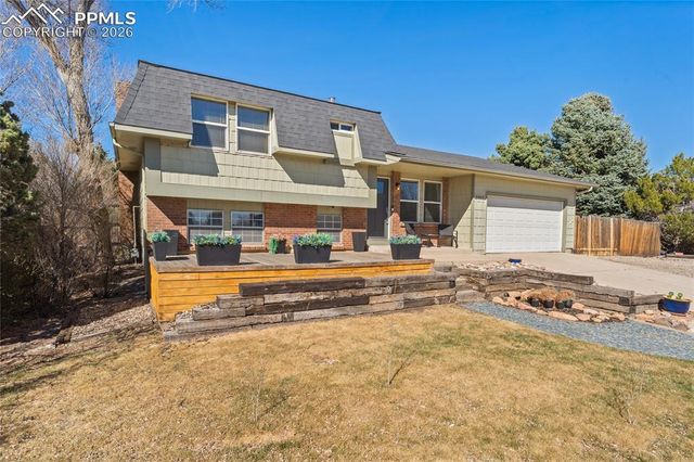 2012 E Flintlock Terrace, Colorado Springs, CO 80920