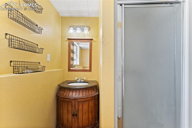 2012 E Flintlock Terrace, Colorado Springs, CO 80920