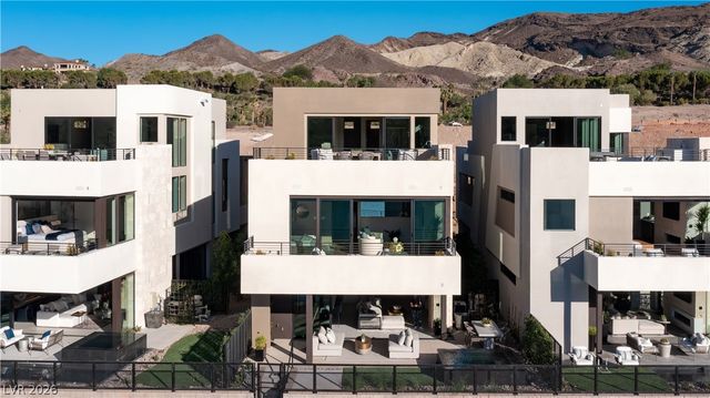 4061 Heron Fairway Drive, Las Vegas, NV 89141