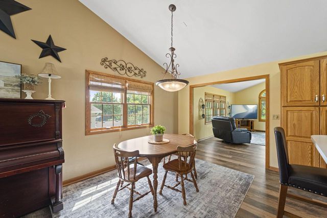 5426 353rd AVENUE, Burlington, WI 53105