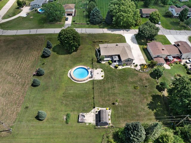 5426 353rd AVENUE, Burlington, WI 53105