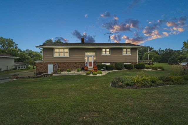 5426 353rd AVENUE, Burlington, WI 53105