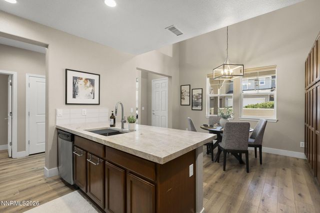 2155 Falling Star Loop, Reno, NV 89523