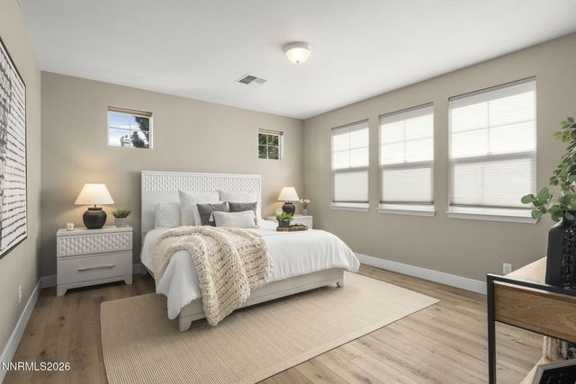 2155 Falling Star Loop, Reno, NV 89523