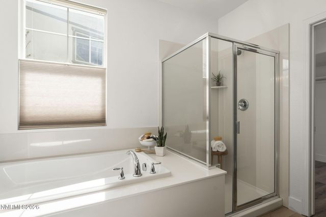 2155 Falling Star Loop, Reno, NV 89523