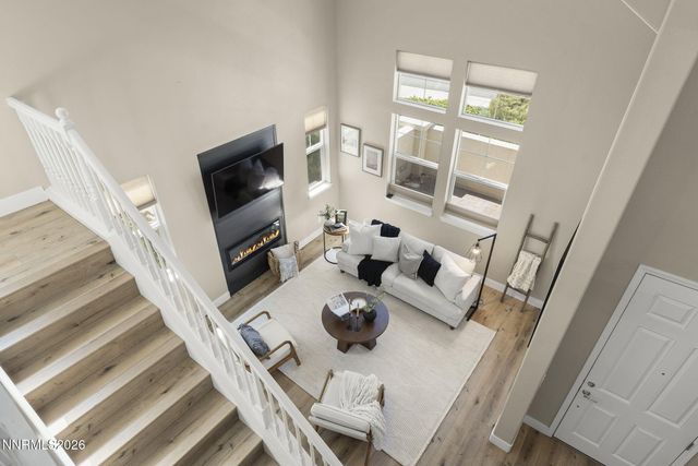 2155 Falling Star Loop, Reno, NV 89523