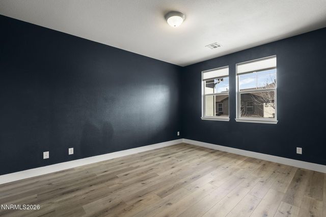 2155 Falling Star Loop, Reno, NV 89523